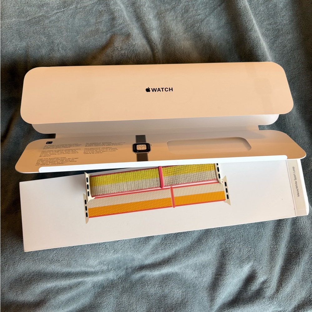APPLE WATCH SPORT LOOP BAND 42MM